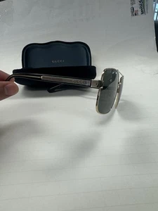 GUCCI GG0529S 001 Gold With Black/Grey 60-17-145148 Sunglasses New Authentic - Picture 1 of 6
