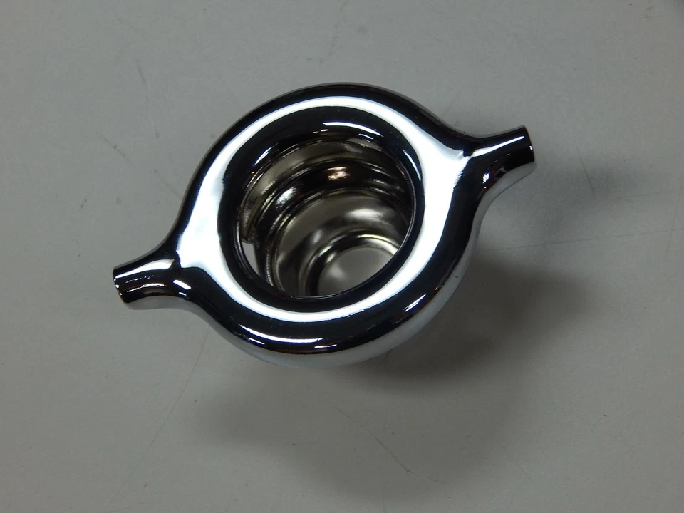 83-3318 BSA TRIUMPH CENTER TANK HOLDER A65 650 LIGHTNING T120 & TR6 1971/72  - Image 1 of 1