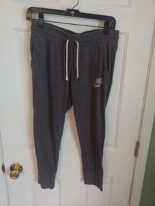 Nike Youth Girls Gym Gray/White Capris Pants Size Small - Picture 1 of 5