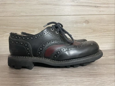 Zapatos John Fluevog Clásicos Derby Oxford con Punta de Ala M6.5/W8.5 Negro Borgoña Foto 1 de 4
