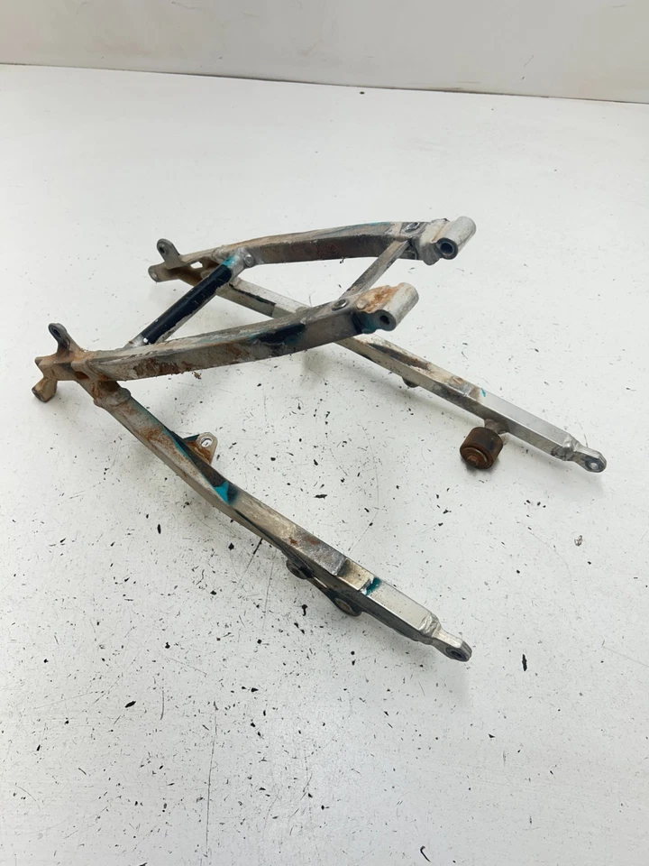 Yamaha YZ250F 2008 Yz 250 f ¡OEM recto! Montaje de subchasis Foto 1 de 4