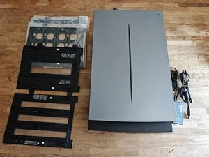 Epson Perfection V800 scanner (complete with all accessories & frames) - Bild 1 von 3