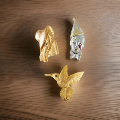 Vtg Brooch Lot JJ Jonette Lady Harlequin Clown Hummingbird Gold Silver Tones 80s - Image 1 of 4