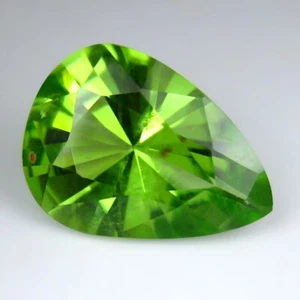 FLAWLESS 2.47CTS MYANMAR GREEN PERIDOT  PEAR CUT LOOSE GEMSTONE - Imagen 1 de 2