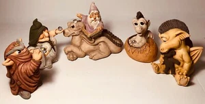 5 Figure Mago Krystonia Drago Sfera di Cristallo Fantasia Mistica 3 1/2" - Foto 1 di 16