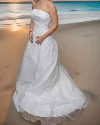 David's Bridal Michaelangelo Wedding Dress Gown Train Strapless Small SZ 4 (2) - Image 1 of 4