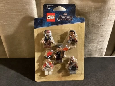 Lego Piratas do Caribe Pacote de Batalha Zombie Queen Anne Troop Builder 2011 - Imagem 1 de 4