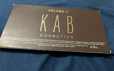KAB COSMETICS CONTOUR PALETTE VOLUME II .NIB - Image 1 of 4