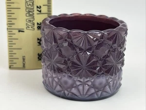 Vintage Degenhart Lila Schlacke Glas Gänseblümchen & Knopf Salzkeller - Bild 1 von 6