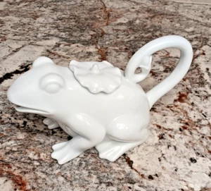 White Porcelain Frog Teapot by London Pottery, 5" tall & 9.5" long - Picture 1 of 6