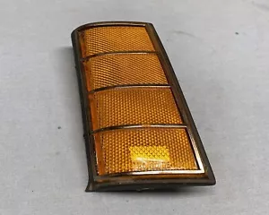 1980-1985 CHEVY IMPALA CAPRICE EL CAMINO SIDE MARKER LIGHT ASSEMBLY (LH) 5969837 - Picture 1 of 5