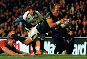 Fourie Du PREEZ Signed Autograph 12x8 Photo 3 + Dealer COA South African RUGBY - Picture 1 of 1