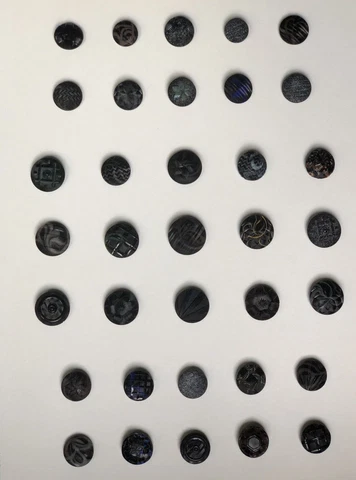 COLLECTOR'S CARD  35 ANTIQUE  BLACK GLASS BUTTONS~EMBOSSED WITH MARBLED OVERLAY Cover