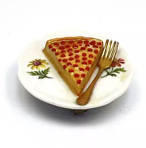 Caja de baratijas Limoges pastel en plato pintado a mano porcelana Gâteau Francia Peint Main - Imagen 1 de 10