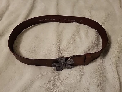 Cinturón de cuero italiano marrón talla grande Silpada Designs hebilla de flor plateada Foto 1 de 4