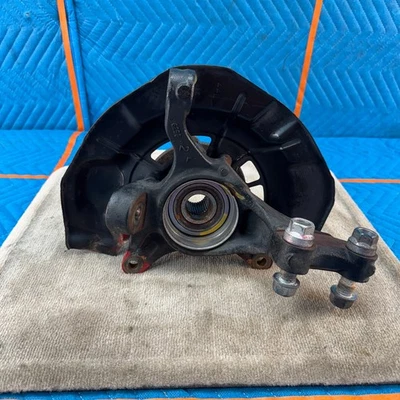 2005- 2010 TOYOTA AVALON XL Front left DRIVER Spindle/Knuckle w/Hub OEM - Image 1 of 4