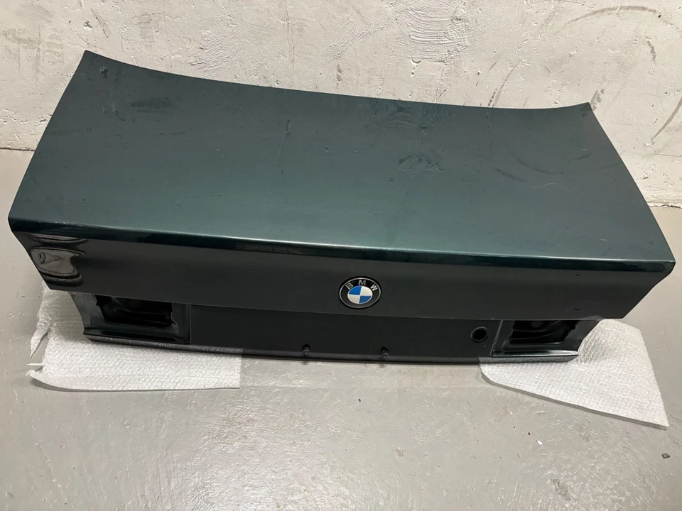 Tapa maletero BMW E34 serie 5 OEM verde oscuro 1989-1995 525i 530i 535i M5 Foto 1 de 4