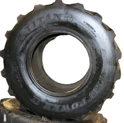 Neumático Titan Tru Power II 31x15,5-15 nuevo - 8 capas - JLG 4520123 Foto 1 de 4