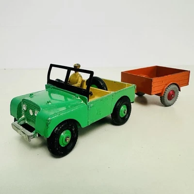 Modelos de remolque vintage Meccano Dinky Toys Land Rover verde y naranja 341 Foto 1 de 4