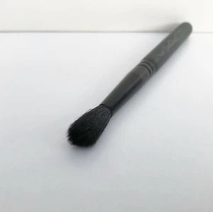 1x MAC 224SE Taper Blending Eye Shadow Brush, Medium Size, Brand New!  - Picture 1 of 6