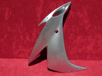 Painel de corpo de carenagem média lateral direita fabricante de equipamento original *PRATA* capuz 04-06 YZF-R1 YZFR1 - Imagem 1 de 4