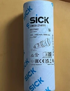NEW SICK UM30-214111 Ultrasonic Sensor - Picture 1 of 1
