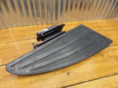 08-17 Victory Vision PINZA REPOSAPIÉS CROMADA DERECHA CON SOPORTE 1018475-156 Foto 1 de 4