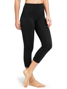 Los Ángeles/Estados Unidos- 02 02 2020 : Las Mujeres De Athleta Llevan Ropa  De Zapatos En El Paseo De La Tercera Calle Santa Moni Fotografía editorial  - Imagen de hembra, ocasional: 172107022