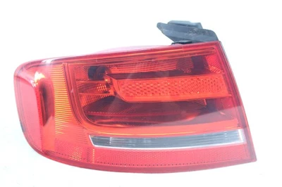 Luz trasera en carrocería Audi A4 berlina 2007-2015 (lado pasajero)  Foto 1 de 4