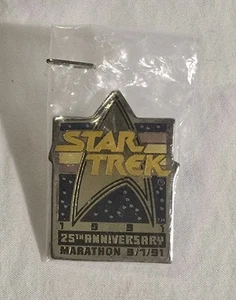 Star Trek 1991 25th Anniversary Marathon Pin/Badge - Foto 1 di 10