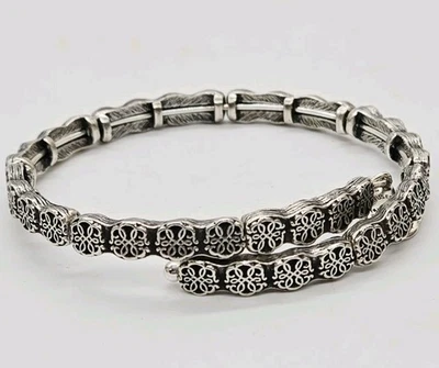 Alex and Ani винтажный шестьдесят шесть серебристого тона цыганский надежном браслет энергии настоянный - Изображение 1 из 4