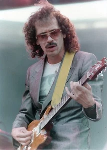 SANTANA PHOTO 1985 ELITE UNIQUE IMAGE WEMBLEY GIG 12 INCHES UNRELEASED EXCLUSIVE - Imagen 1 de 3