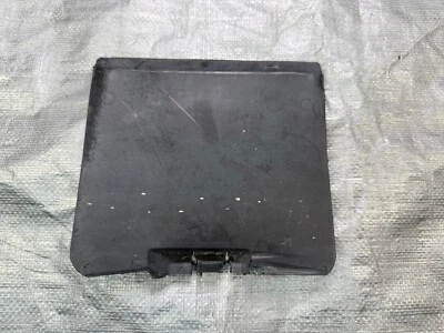 Cubierta de puerta de acceso luz antiniebla derecha Chrysler Crossfire 2004-2008 Foto 1 de 4