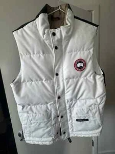 Canada Goose Regenerationsweste weiß und grün 100 % authentisch Größe Medium - Bild 1 von 2
