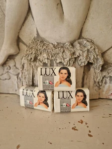 lux  beauty seife altere stock  3 stück a 100 gram - Bild 1 von 1
