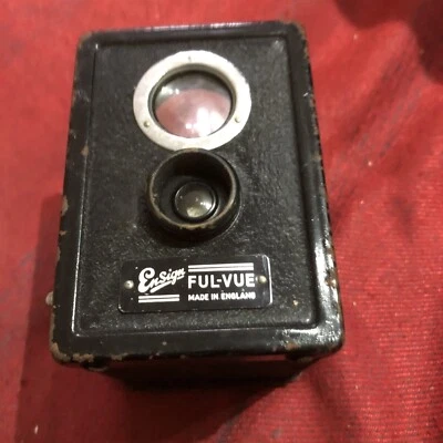 Ross Ensign Ful Vue Box Camera 1940s? Made in England   - Image 1 of 4
