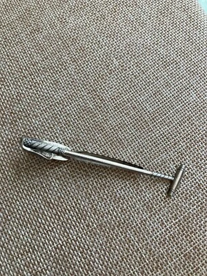 Clip de corbata de colección para hombre de ley ~ Clip de corbata frontal Hickok Sterling para palos de golf Foto 1 de 4
