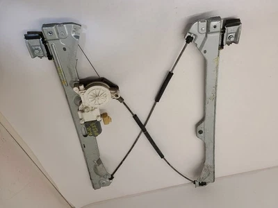 2007 - 2014 CADILLAC  ESCALADE ESV  Passenger Right Rear Window Regulator - Image 1 of 4