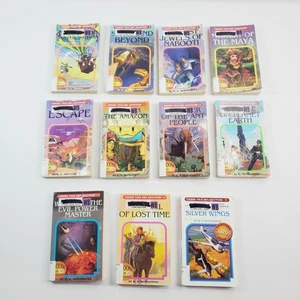 Lot of 11 Choose Your Own Adventure Books CYOA Paperback Chooseco - Imagen 1 de 9