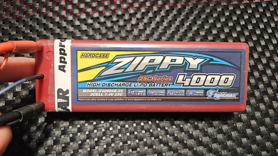 Zippy 4000mAh 2S1P 25C Hard Case Lipo Daten in den Bildern - Bild 1 von 4