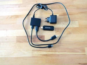 Elgato Cam Link 20GAM9901 Connecteur de caméra vidéo HDMI 4K et répartiteur HDMI et câble - Photo 1/7