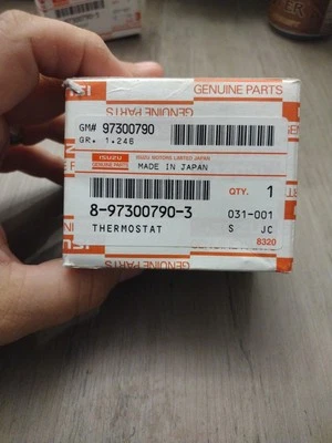 ISUZU 8-97300790-3 THERMOSTAT - Image 1 of 4