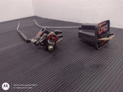 Cerraduras superiores e inferiores puerta trasera izquierda camioneta Chevrolet S10 96-03 OEM 15736966 Foto 1 de 4