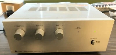 TOA 900 Series Amplifier A-901A - Image 1 of 2