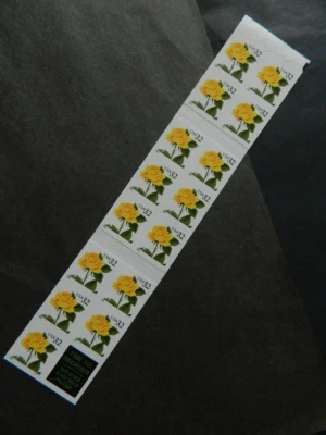 US  SC# 3049a B,C,D BK241 32c Yellow Rose MNH - Image 1 of 2