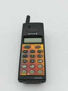 Ericsson GA 628 Cell Phone (Untested) Basic Button Classic GSM Old Mobile Phone - Imagen 1 de 5