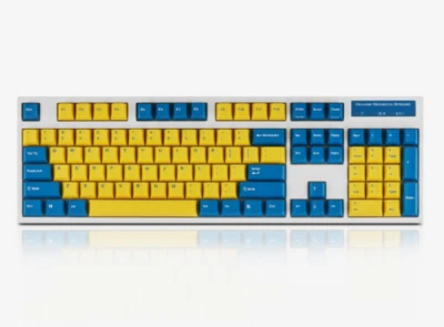 Leopold FC900RBT High-End Mechanical Bluetooth Keyboard SWEDISH White/45g - Image 1 of 4