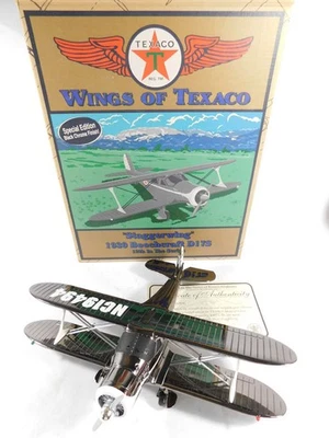 S.E. 2004 Avión Wings of Texaco Staggerwing 1939 Beechcraft D17S Black Chome Foto 1 de 4