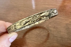 Vintage Taxco Sterling Silver 925 Bangle Bracelet Floral Pattern - Picture 1 of 5