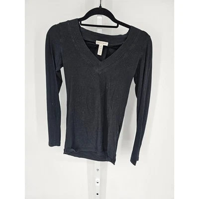 Camiseta Ambiance Apparel para mujer talla M cuello en V manga larga negra lisa ajustada Foto 1 de 3